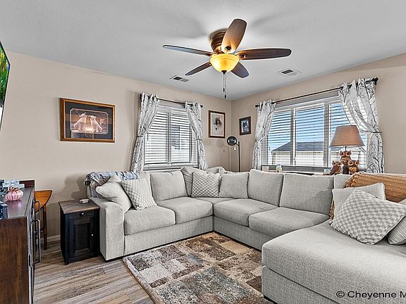 5th image of 346 Chris Loop