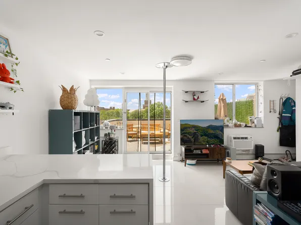 145 Kenilworth Place 6A image 1 of 5
