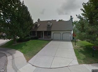 5458 E Briarwood Cir, Centennial, CO 80122