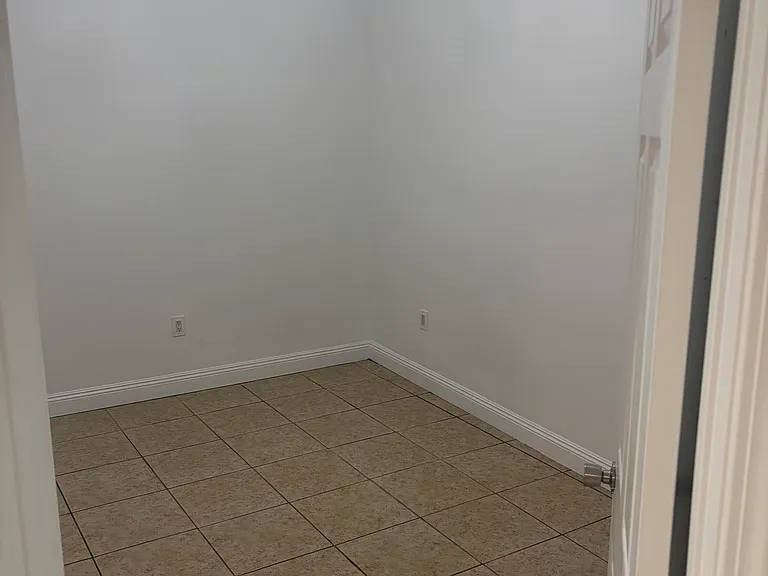 2606 Ursulines Ave #E — Photo 6