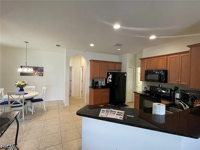 10457 Materita Dr — Photo 29
