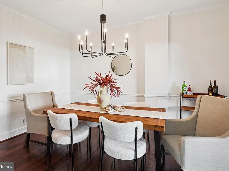 8101 Connecticut Ave S #307 — Photo 11