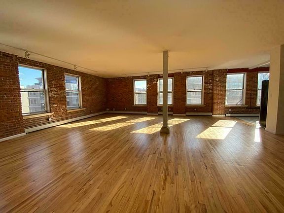 2nd image of 425 Keap St #C6