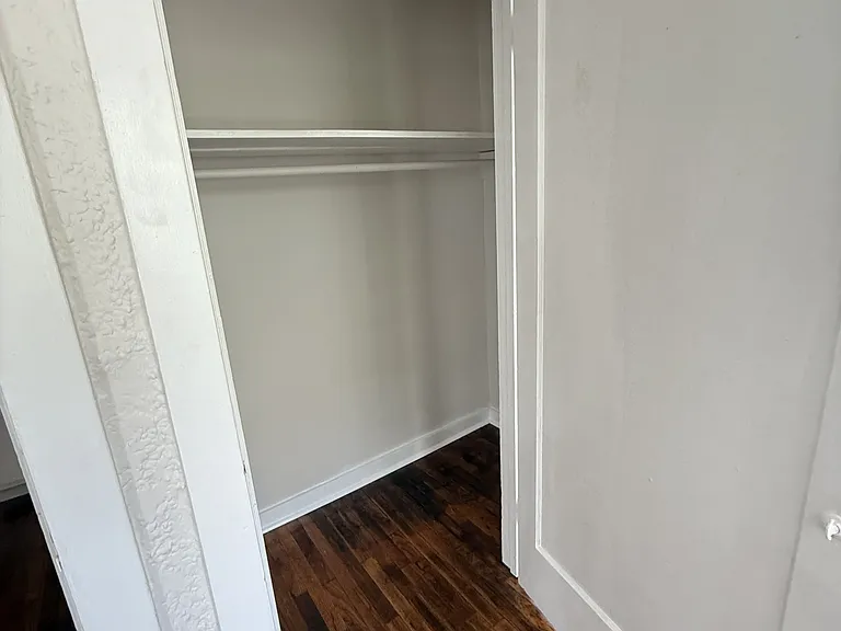 3300 Prytania St #2 — Photo 6