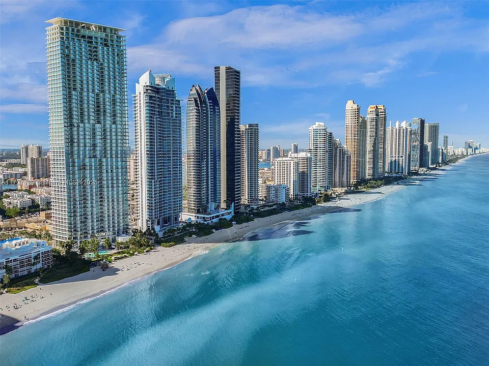 17001 Collins Ave #2308