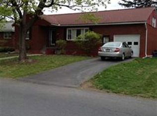 18 Lindbergh Ave, Rensselaer, NY 12144