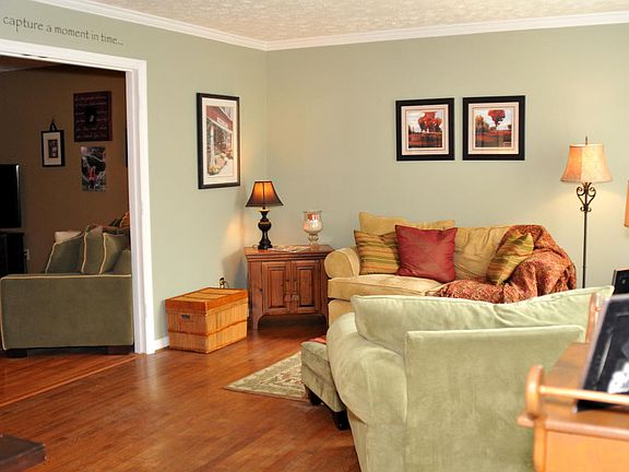 5th image of 9415 Continental Dr