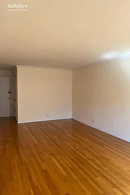 Rented by Sotheby's International Realty | media 11