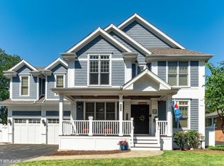 366 Scott Ave, Glen Ellyn, IL 60137