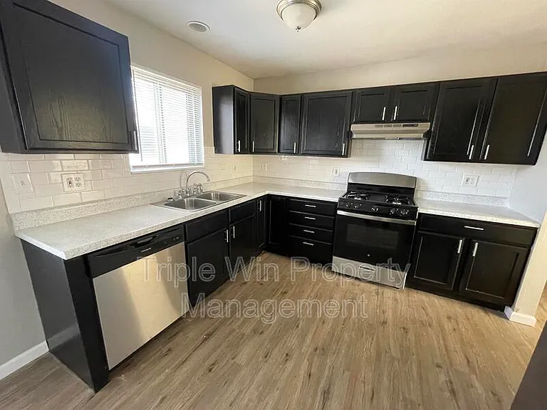 1225 Carla Dr — Photo 12