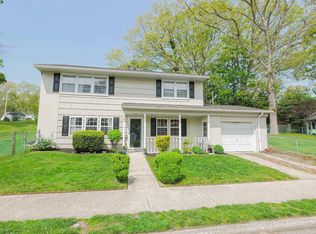 801 Oakhurst Ave, Absecon, NJ 08201
