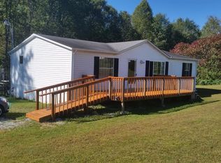96 Kelly Ln, East Bernstadt, KY 40729