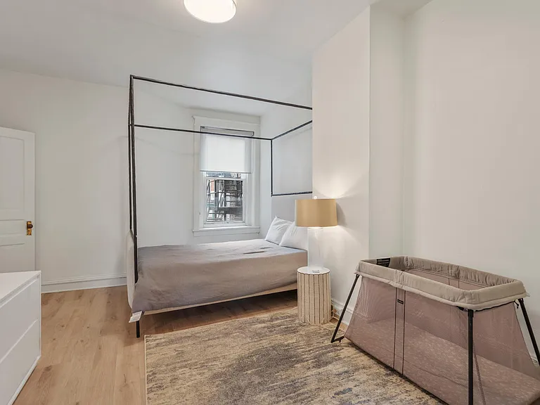 Bedroom with toddler accessories if needed