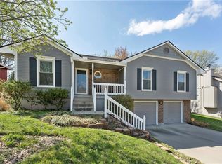 1208 SW Southgate Dr, Blue Springs, MO 64015