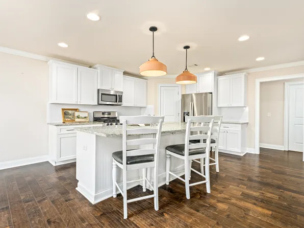176 Blasted Rock Rd, Auburn, AL 36830