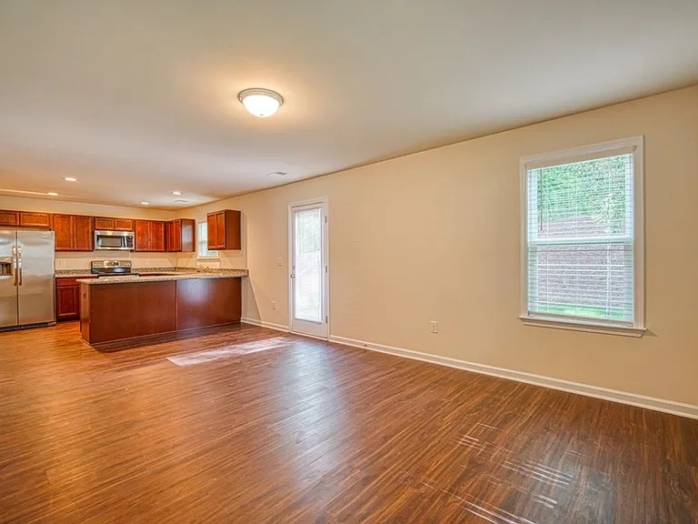 572 Millsgate Cir — Photo 13