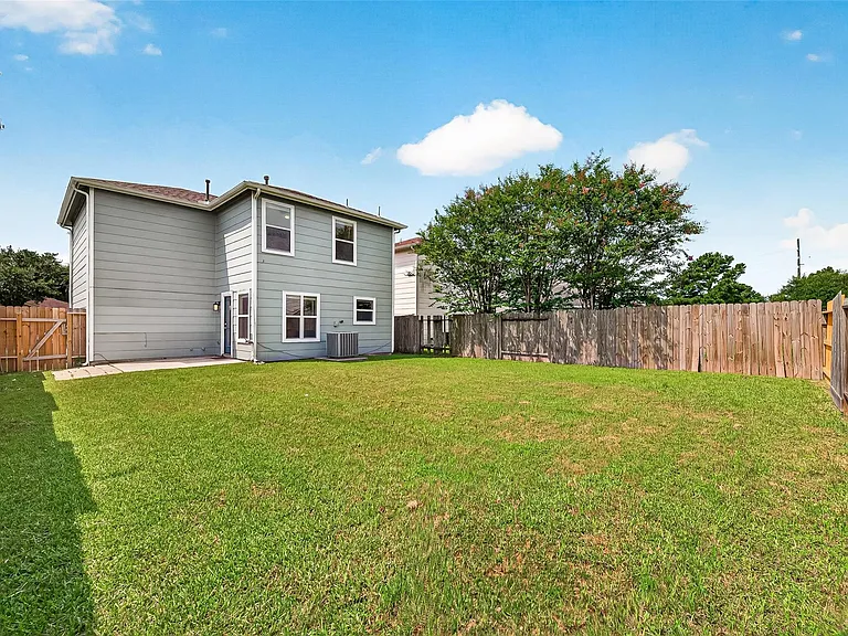3519 Fuller Bluff Dr — Photo 34