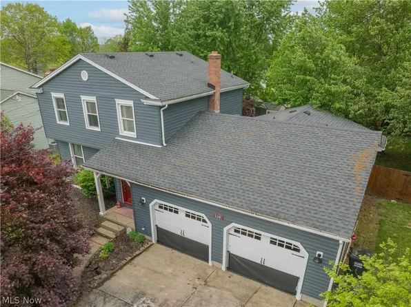 134 Mayflower Dr, Youngstown, OH 44512