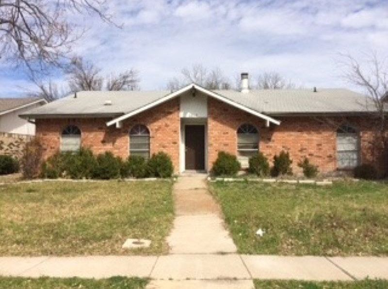 1st image of 3217 Kenwood Dr