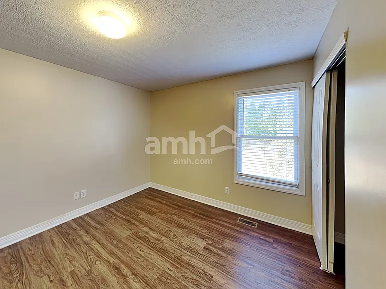 1739 Autumn Dr — Photo 19