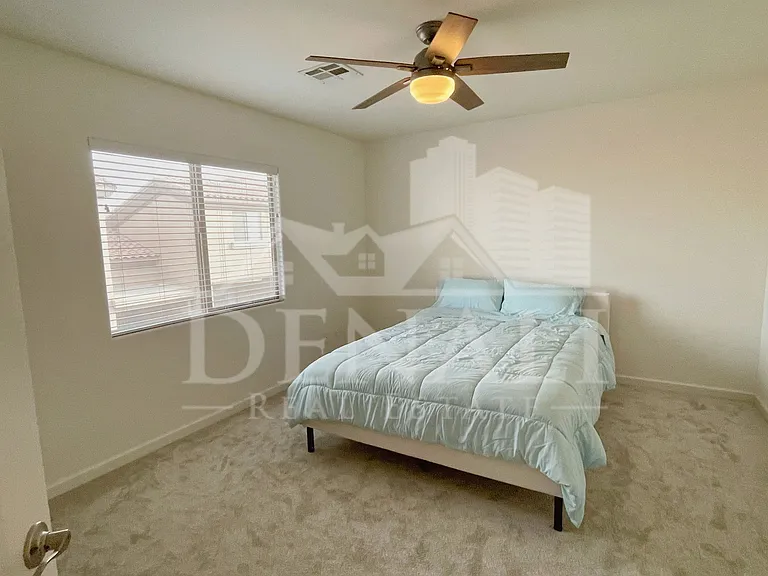 8144 W Beck Ln — Photo 18