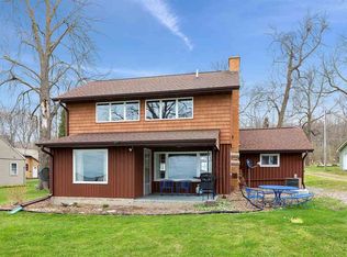 N6521 Harrison Rd, HILBERT, WI 54129