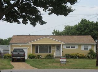 2304 Larrymore Ct, Norfolk, VA 23518