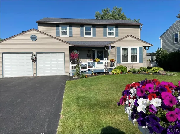 5238 Brescia Path, Clay, NY 13041