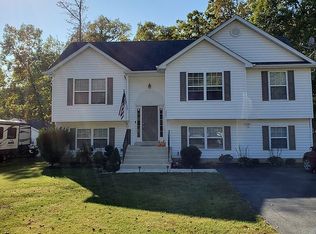 26061 Hills Dr, Mechanicsville, MD 20659
