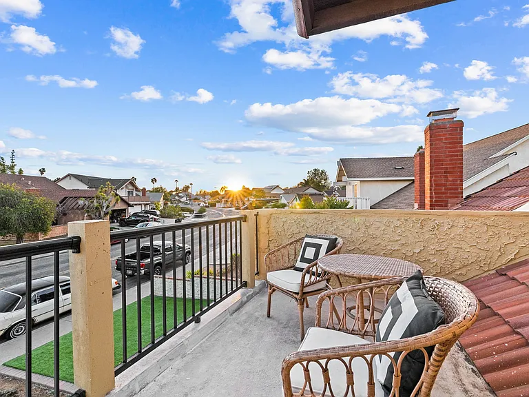 8916 Capricorn Way — Photo 4