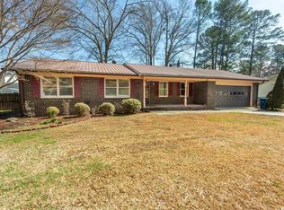 1009 Old Mill Rd, Anniston, AL 36207