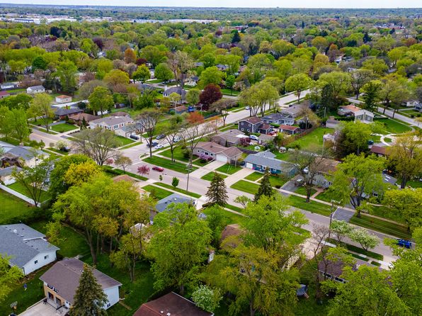 204 N Rohlwing Rd, Palatine, IL 60074