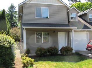 17003 SE Valley View Rd, Portland, OR 97267
