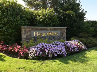 100 Harbor View Drive #401, Port Washington, NY 11050