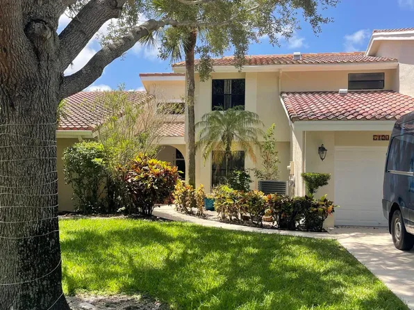 6120 Caliente Lane, Boca Raton, FL 33433