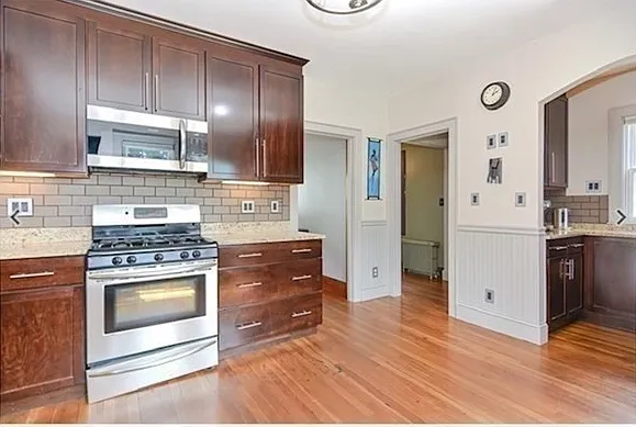 36 Alleyne St #1 — Photo 12