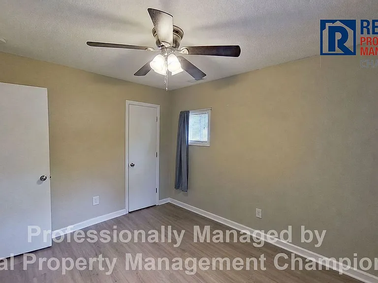101 N Glen Ct — Photo 13