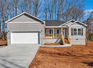 120A Boxwood Ln, Anderson, SC 29621