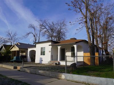 822 Niles St, Bakersfield, CA, 93305
