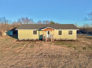 9710 Hillcrest Dr, Edmond, OK 73025