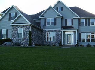 12783 Scenic Bluff Rd, Savanna, IL 61074