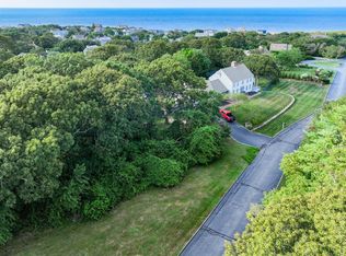 35 Long Hill Dr, East Sandwich, MA 02537