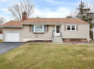 23 Autumn Ln, Stamford, CT 06906