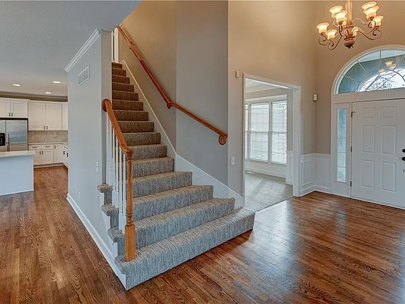 3rd image of 3416 W 144th St
