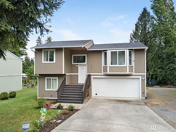 2nd image of 15901 82nd Ave E