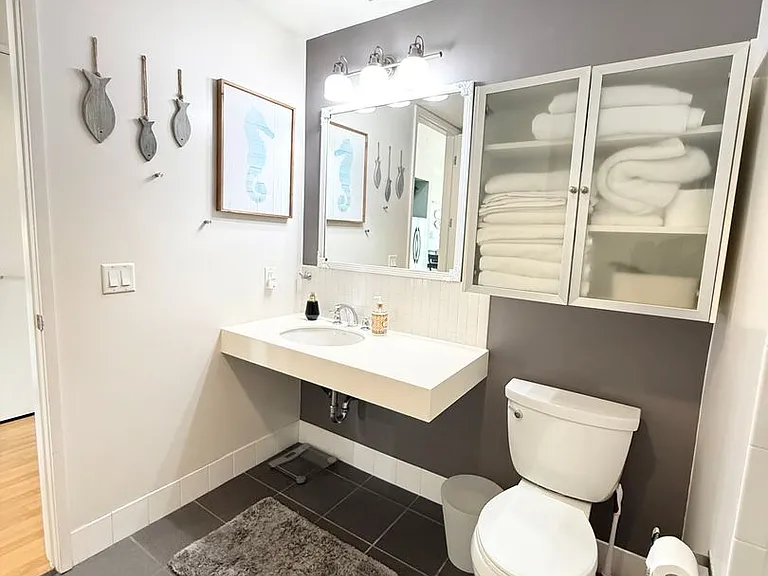 350 W Ash St #806 — Photo 12