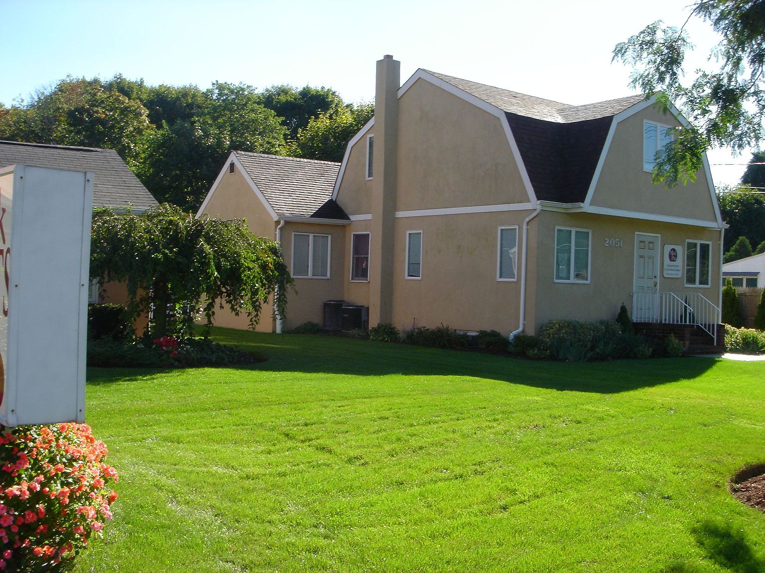 2051 Deer Park Ave, Deer Park, NY 11729 Zillow