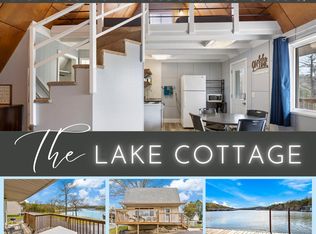 353 Deepwater Cir, Reeds Spring, MO 65737