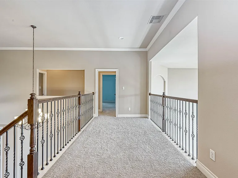 27415 Blinkwood Park — Photo 19