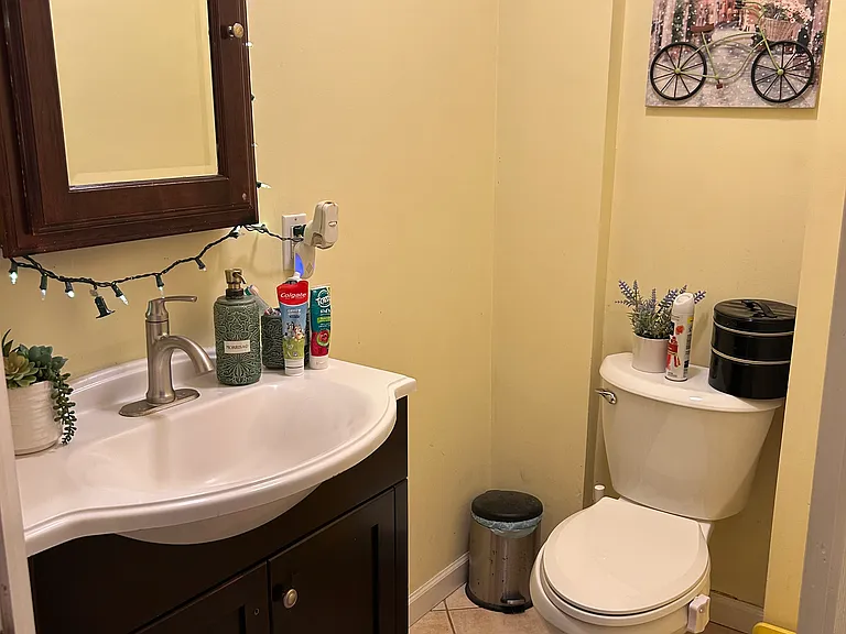 224 Highland Ave — Photo 11